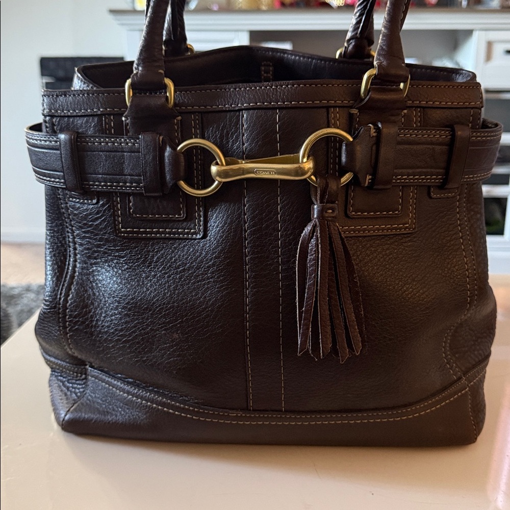 RARE Vintage Coach Brown Genuine Leather Shoulder Bag with Gold Brass Hardware